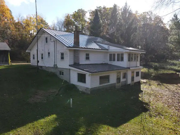 401a S Bass Lake Avenue, Harrison, MI 48625