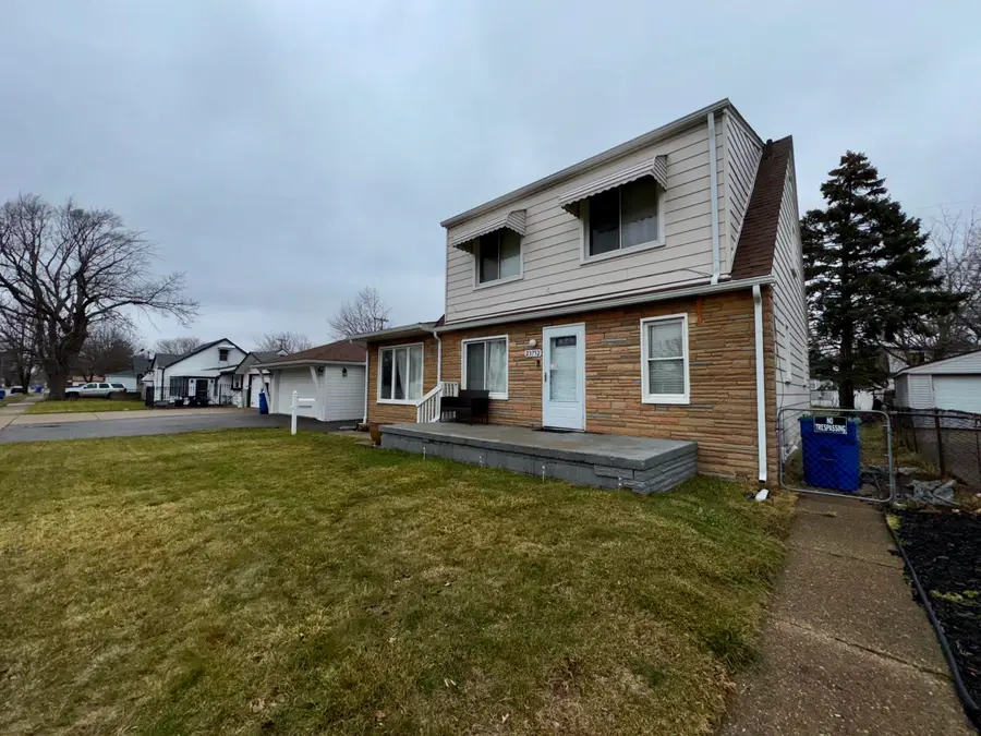 23752 Stewart Avenue, Warren, MI 48089 - #2