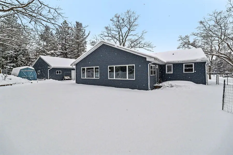 1310 N Washington Avenue, Ludington, MI 49431 - Image #2