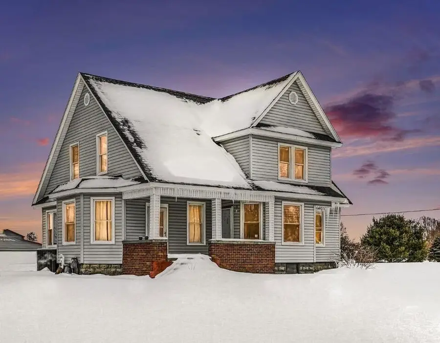 3011 E Empire Avenue, Benton Harbor, MI 49022 - Image #2