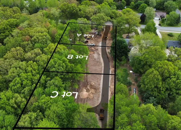 2395 Dunnigan Avenue Ne, Grand Rapids, MI 49525