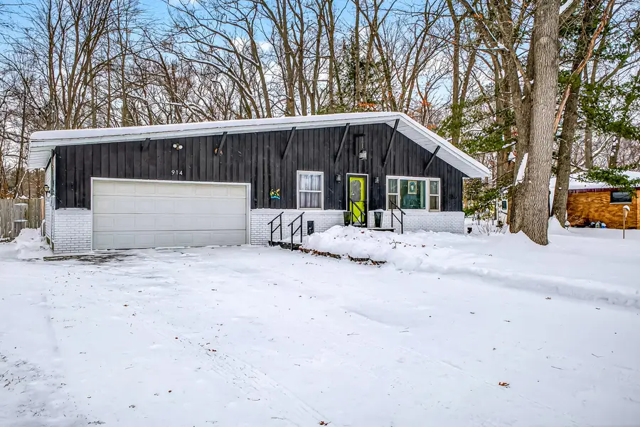 914 Victor Avenue, Muskegon, MI 49445 - Image #3