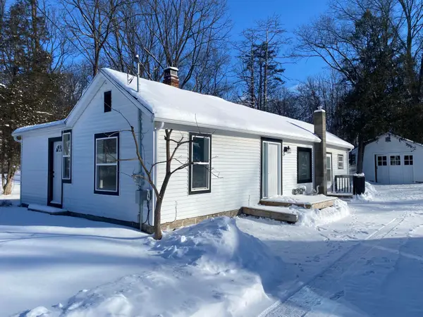 558 Cyrus Street, Ionia, MI 48846