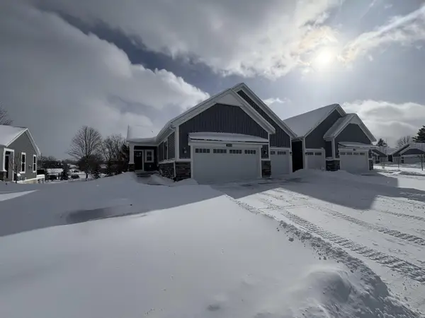 2553 Ravines Trail Drive Sw, Byron Center, MI 49315