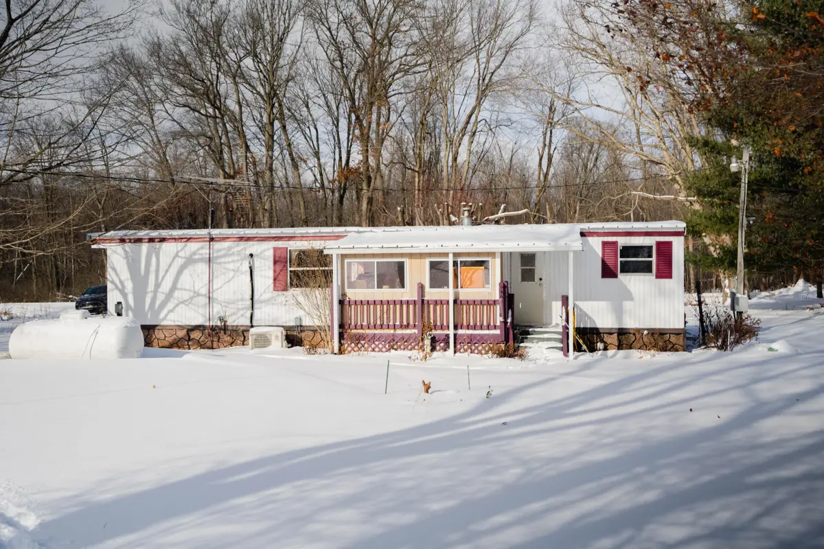 4850 S H Drive S, East Leroy, MI 49051 - Image #1