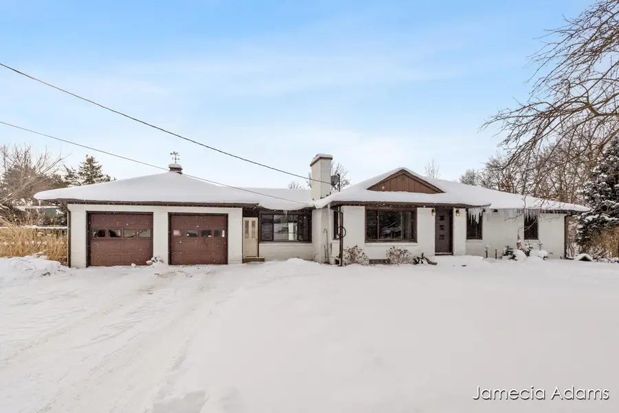 2132 4 Mile Road Ne, Grand Rapids, MI 49525 - #2