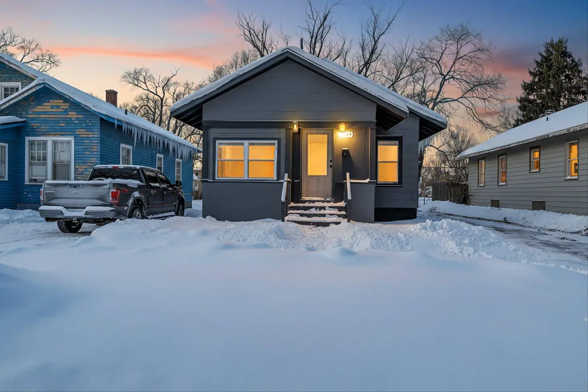 1064 Ogden Avenue, Benton Harbor, MI 49022 - Image #1