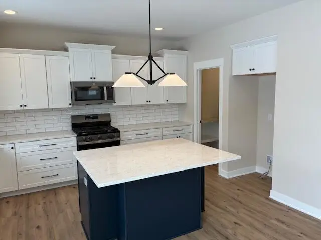 6458 Estate Drive Sw, Byron Center, MI 49315 - Image #2