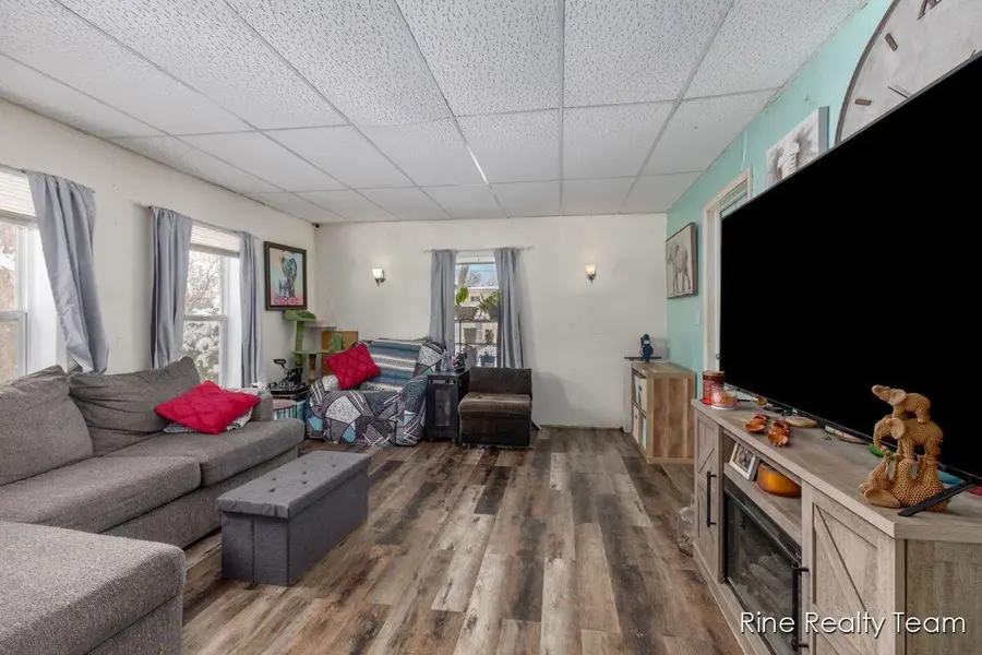 321 E Fenton Street, Union City, MI 49094 - #2