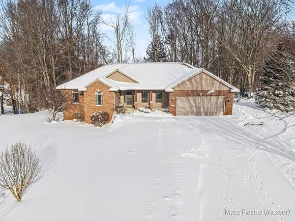 4035 Patti Road, Dorr, MI 49323