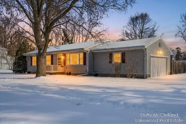 2302 Northwest Avenue, Lansing, MI 48906