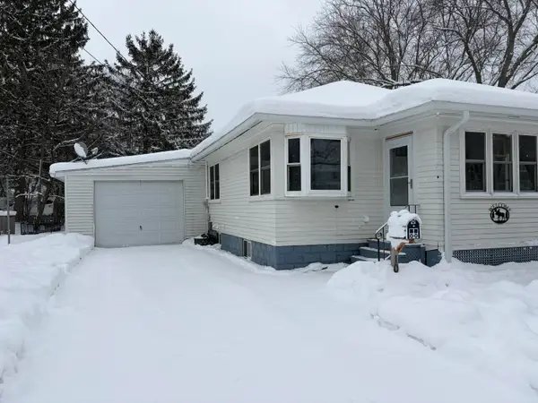 106 N Reinberg Avenue, Scottville, MI 49454