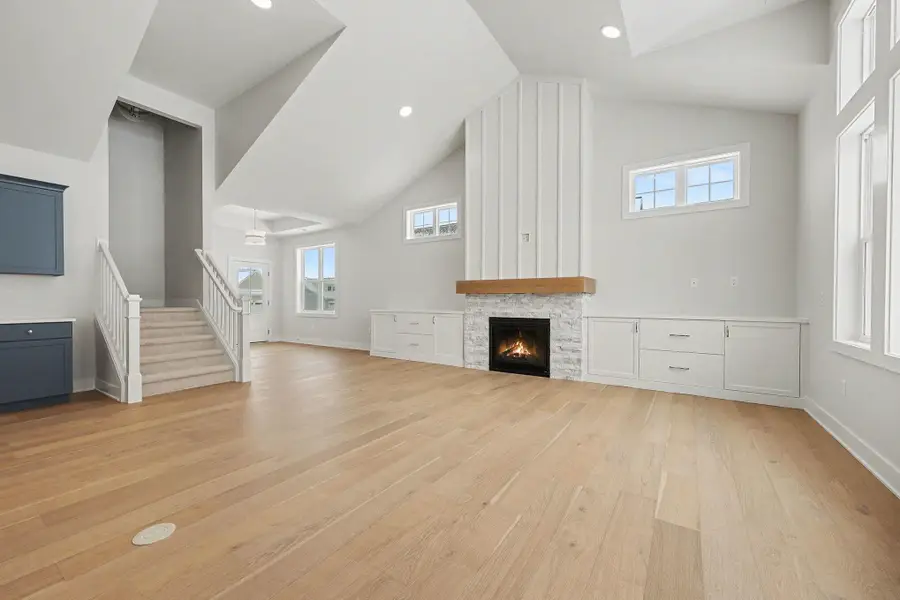 4692 Knapp Bluff Drive Ne, Grand Rapids, MI 49525 - Image #3