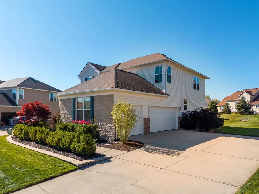 29651 Autumn Gold Drive, New Hudson, MI 48165 - Image #3