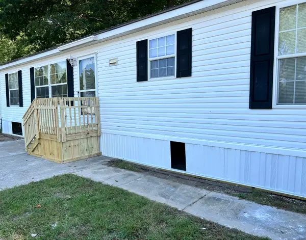 668 Hansel Street Nw, Comstock Park, MI 49321