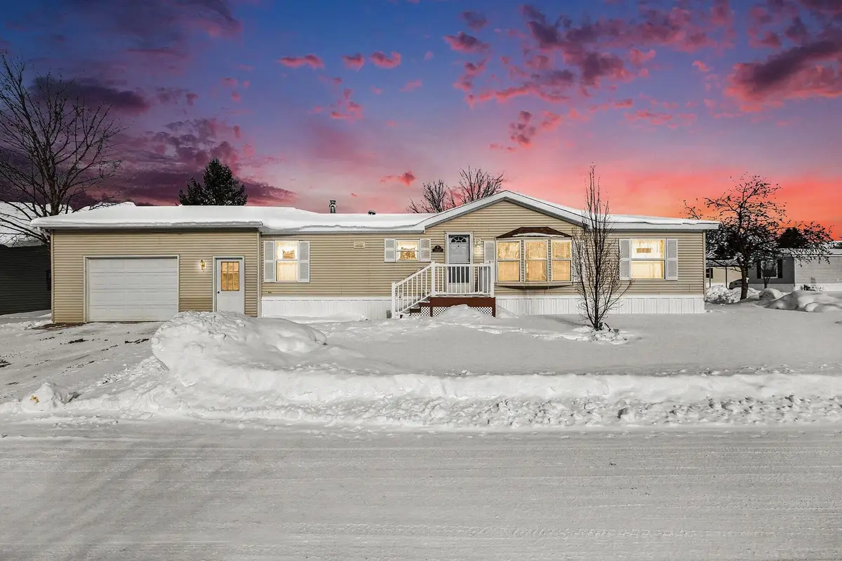 3567 Hollyfield Drive, Cedar Springs, MI 49319 - #1