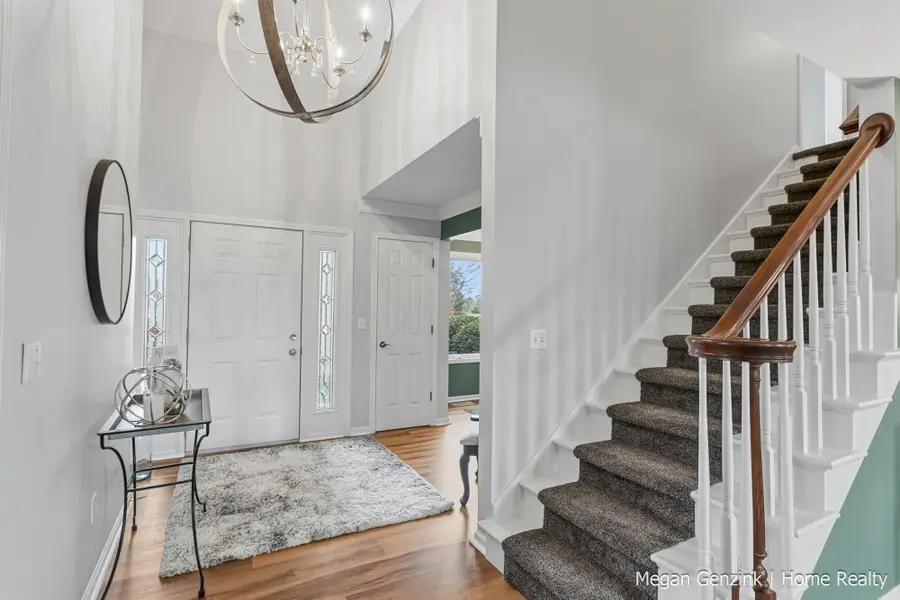 210 Bay Circle Court, Holland, MI 49424 - Image #2