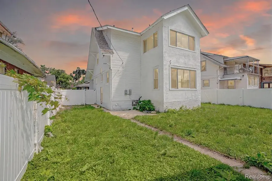 163 Moss Street, Highland Park, MI 48203 - #2