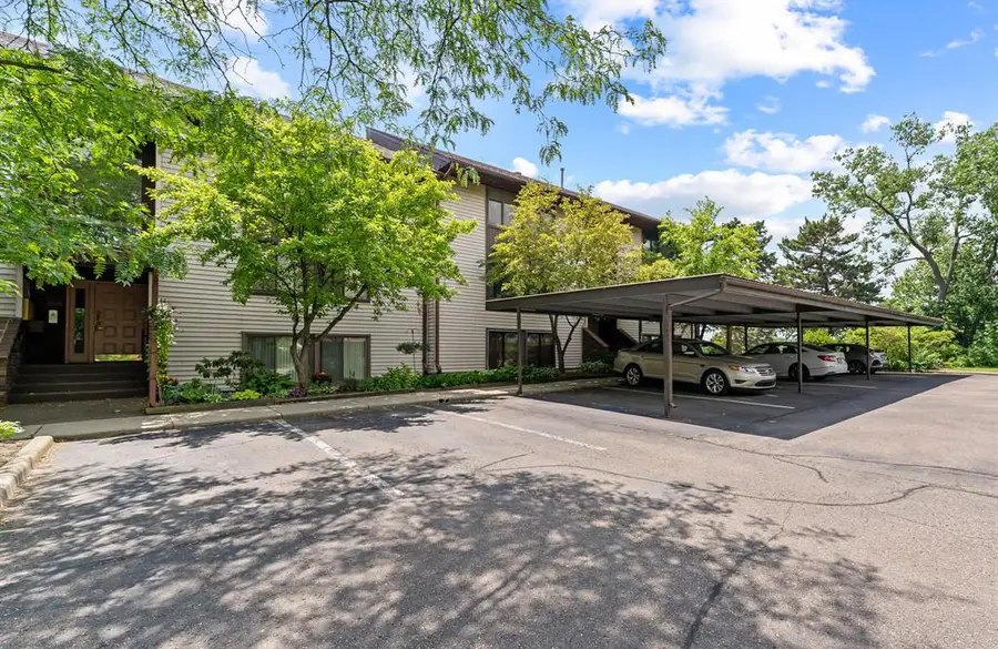 550 Cliffs Drive, Ypsilanti, MI 48198 - Image #3