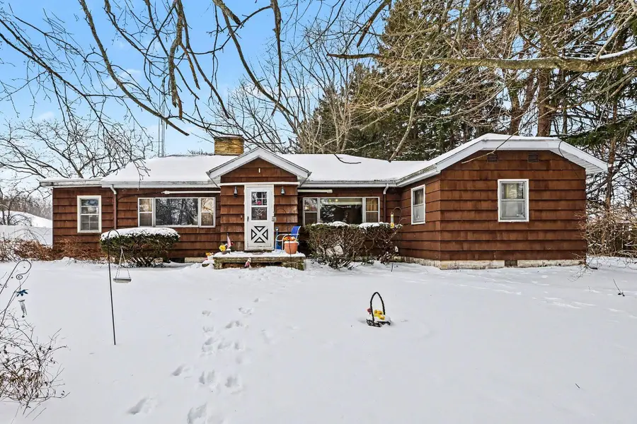 3633 Lakeshore Drive, Saint Joseph, MI 49085 - Image #2