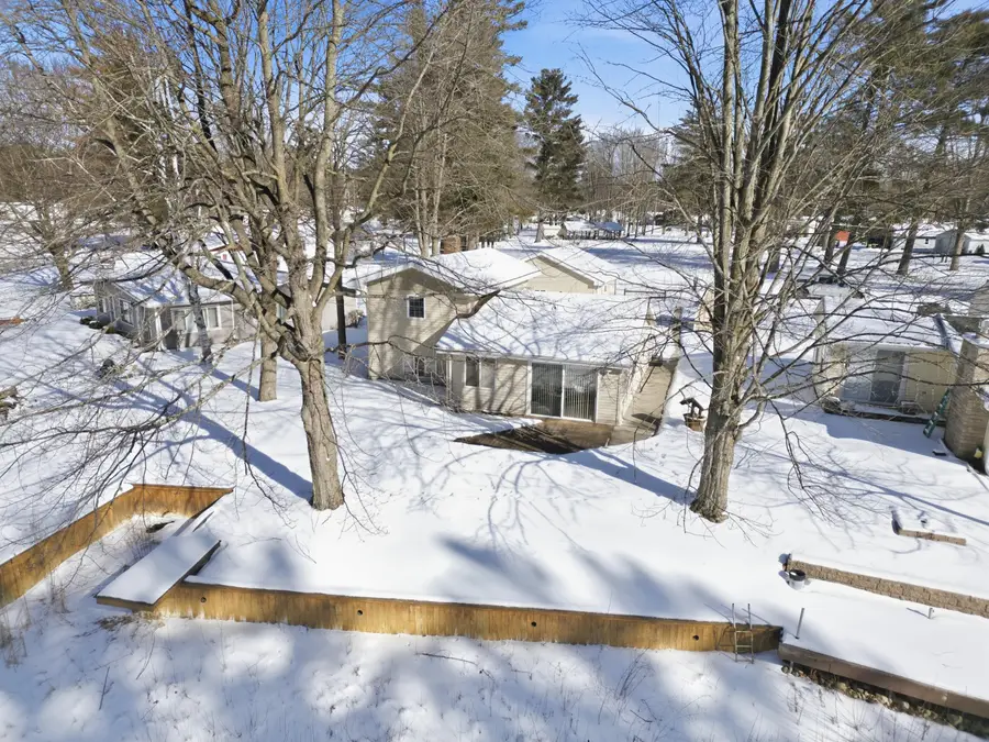 5184 Pleasant Drive, Beaverton, MI 48612 - Image #2