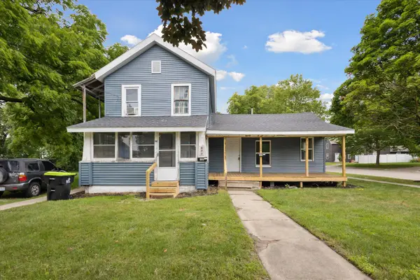 120 E Montcalm Street, Greenville, MI 48838