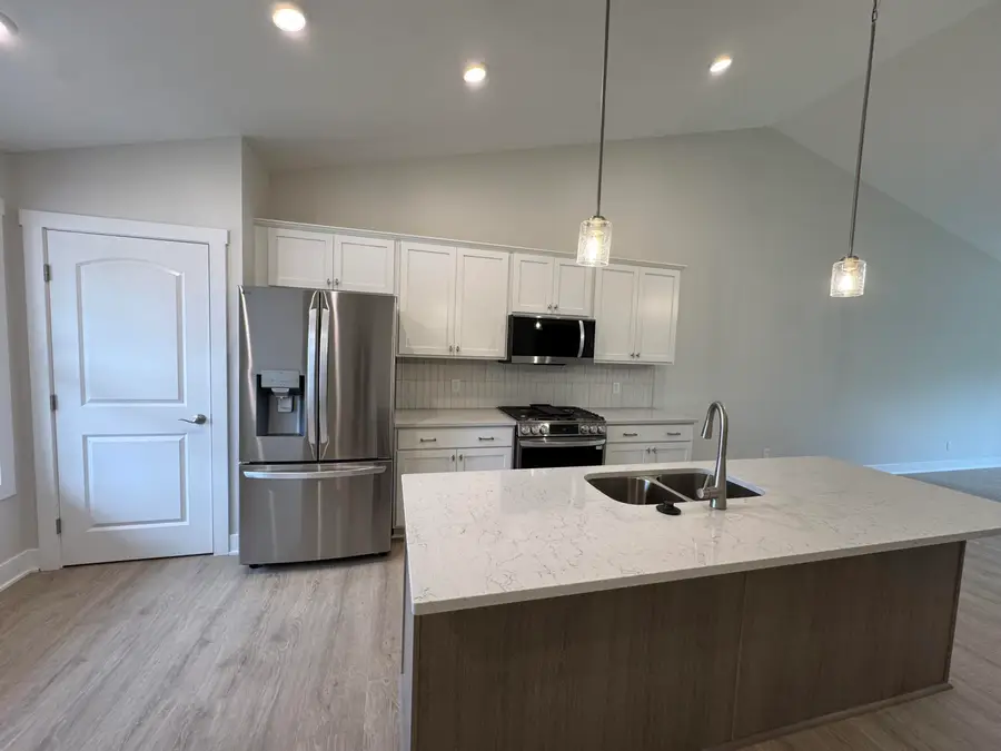 1573 N Village Circle, Kalamazoo, MI 49009 - #2