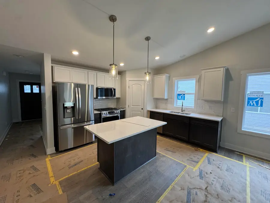 1571 N Village Circle, Kalamazoo, MI 49009 - #2