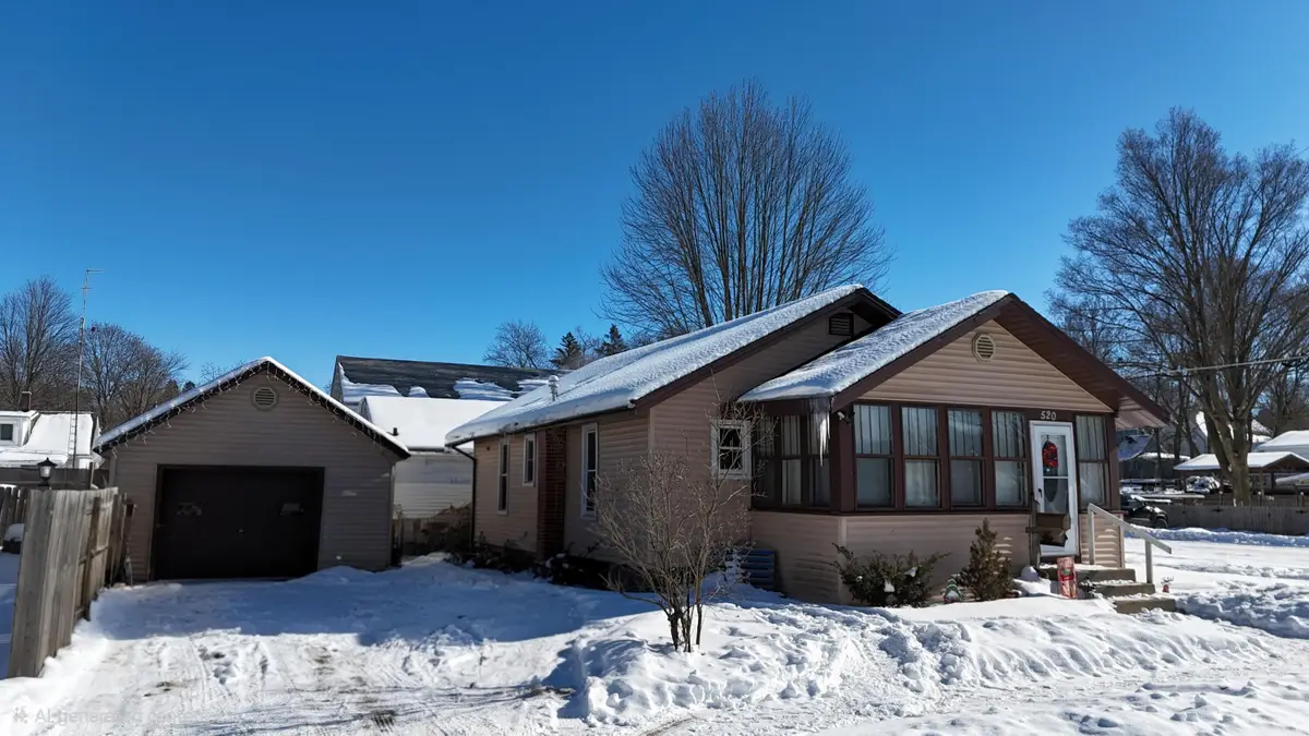 520 Pearl Street, Belding, MI 48809 - #1