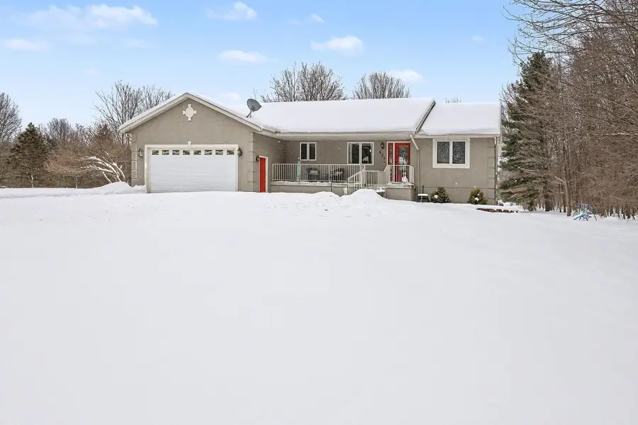 425 E Sternberg Road, Norton Shores, MI 49441 - #2