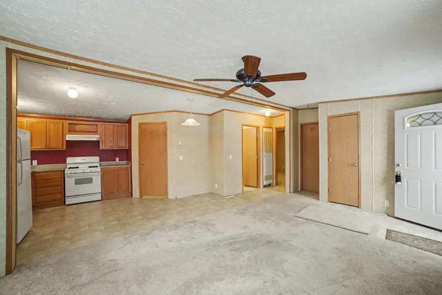 9912 S Mission Road, Shepherd, MI 48883 - Image #3