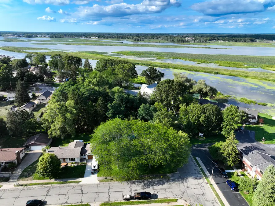 411 Gidley Circle, Grand Haven, MI 49417 - #3