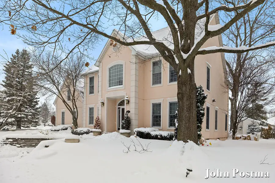 2441 Arundel Road Se, East Grand Rapids, MI 49506 - Image #2