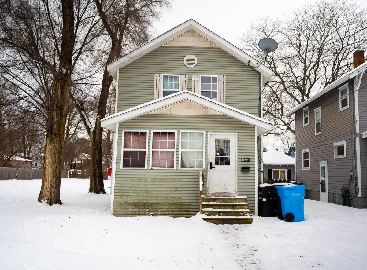 534 Isbell Street, Lansing, MI 48910 - #1