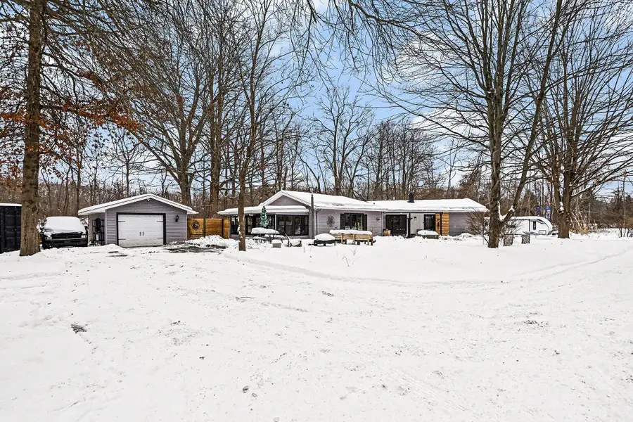 12435 Sandpiper Lane, Sawyer, MI 49125 - #3