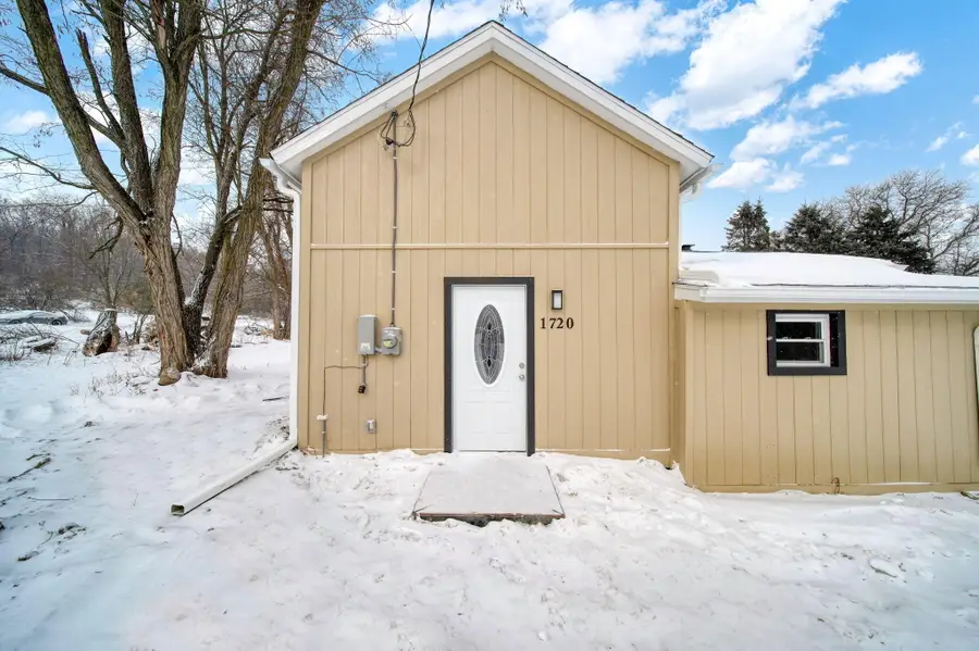 1720 Main Street, Jonesville, MI 49250 - #2