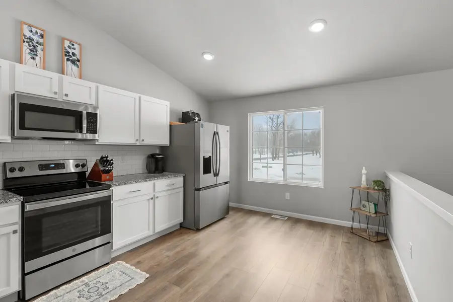 5088 Lake Pines Court, Vicksburg, MI 49097 - #3