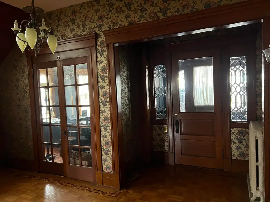 161 NE Capital Avenue Ne, Battle Creek, MI 49017 - #3