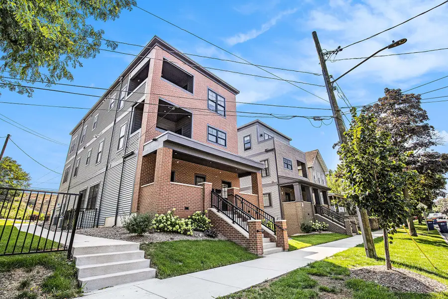 826 Fairview Avenue Ne #4, Grand Rapids, MI 49503 - Image #2