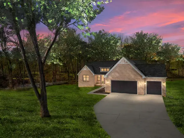 1935 Percy Lane, Highland, MI 48357