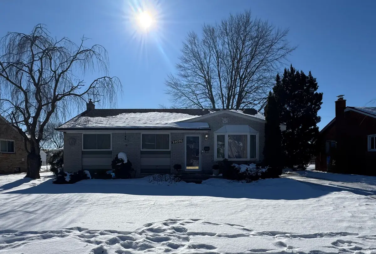 24030 Harvard Shore Drive, Saint Clair Shores, MI 48082 - #1