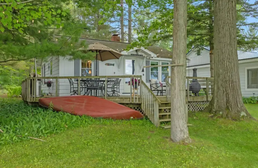 1132 S Woodland Drive, White Cloud, MI 49349 - #2