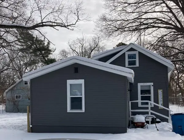 375 W Maplewood Avenue, Muskegon, MI 49444