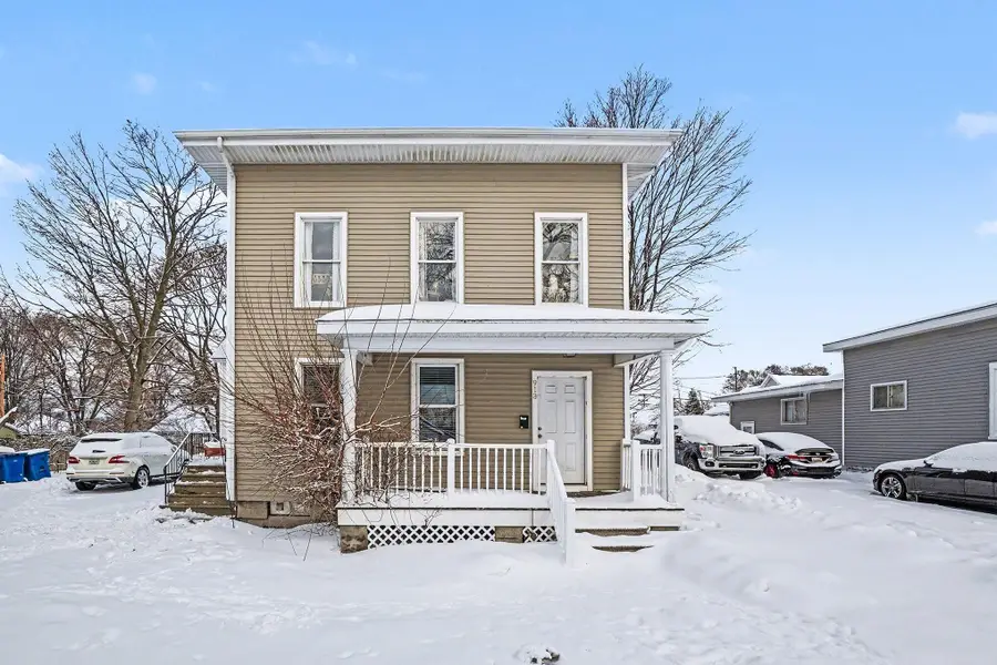 913 Elliott Avenue, Grand Haven, MI 49417 - Image #2