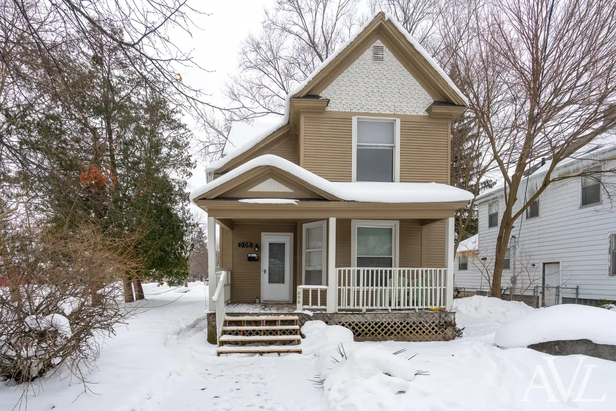 205 Marion Avenue Nw, Grand Rapids, MI 49504 - #1