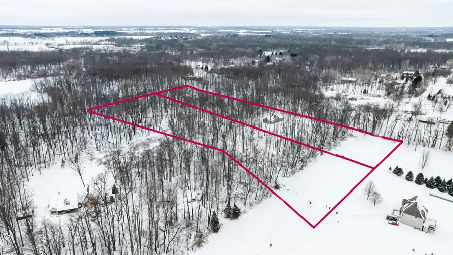 Ashlyn Court, Fowlerville, MI 48836 - #2