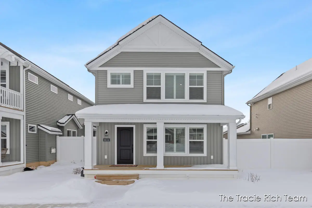 6634 N Square Lane, Rockford, MI 49341 - #1