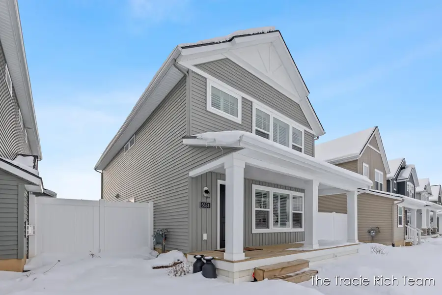 6634 N Square Lane, Rockford, MI 49341 - #3