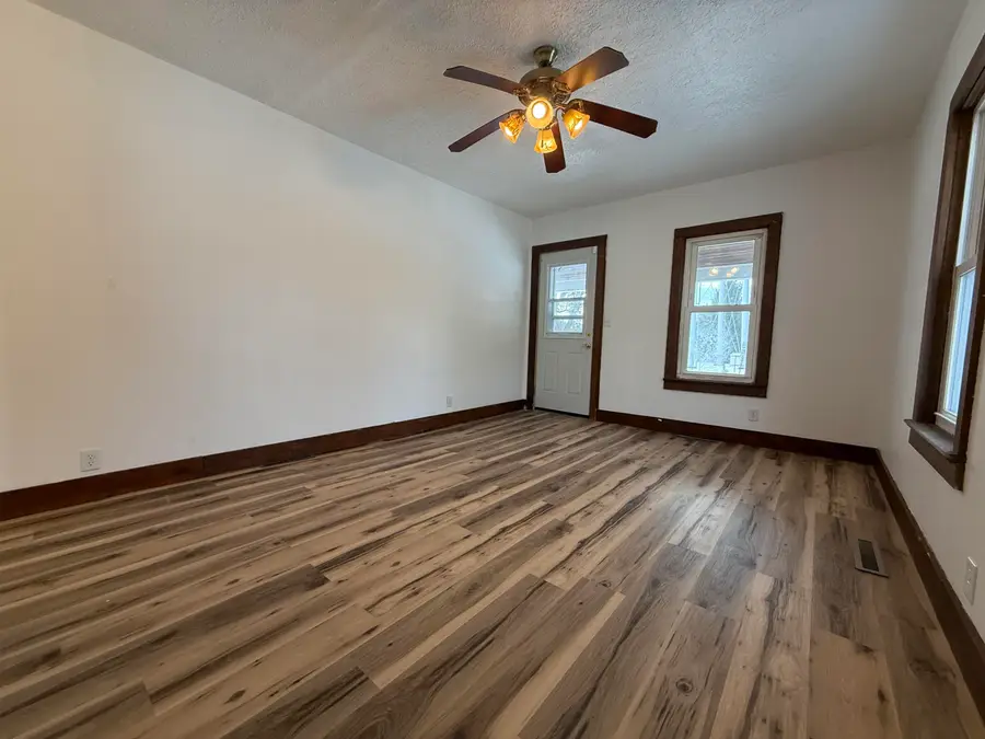 1105 West Street, Eaton Rapids, MI 48827 - #3