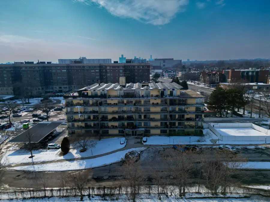 8300 E Jefferson Avenue #104, Detroit, MI 48209 - Image #2